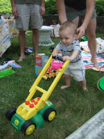 20070630 CGA Bday (079)v lawnmower.jpg (2896915 bytes)