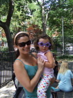 20070721 TOB 048v Nina glasses.jpg (1211880 bytes)