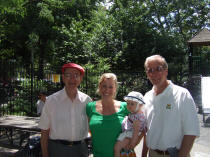 20070721 TOB 059 four generations.jpg (3234471 bytes)