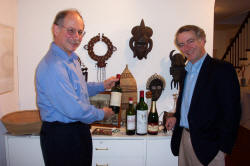 20030322 Schwarz 010 Mike Otten admires wines.jpg (730597 bytes)