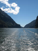 20061201 NZ 075 Looking out the Fjord.jpg (2070069 bytes)