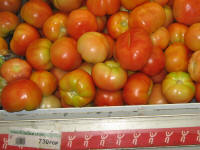 20061208 Tahiti 038 Moorea Tomatoes.jpg (522531 bytes)