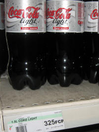20061208 Tahiti 041 Moorea Diet Coke(v).jpg (504167 bytes)